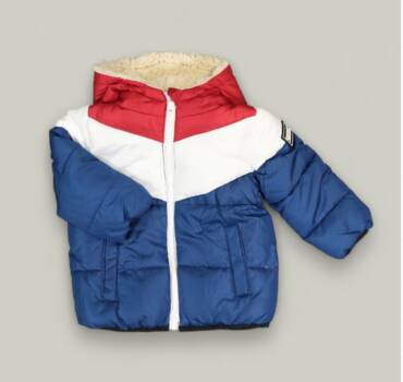 Детско зимно яке за момче DKNY JEANS в синьо, бяло и червено - снимка 1 - Якета за момче - Yomi.Kids