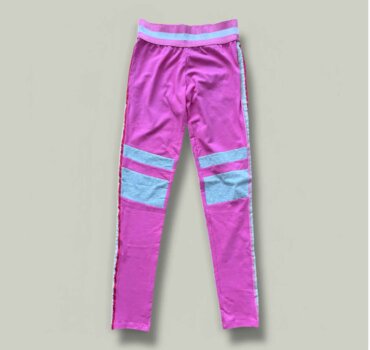 Детски спортен клин GUESS за момиче - снимка 1 - Тийн момиче - Yomi.Kids