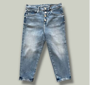 Детски дънки GUESS за момиче - снимка 1 - Тийн момиче - Yomi.Kids