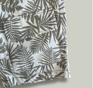 Къс панталон CHICCO Leafs в бежово - снимка 3 - Къси панталони за момче - Yomi.Kids