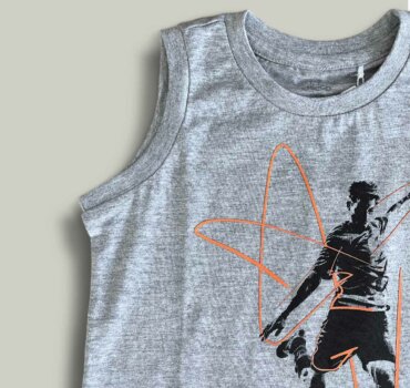 Комплект CHICCO Kick в сиво и оранжево - снимка 3 - Комплекти с къс ръкав за момче - Yomi.Kids