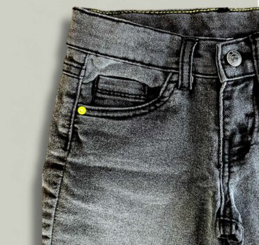 Къс дънков панталон CHICCO в черно - снимка 2 - Къси панталони за момче - Yomi.Kids