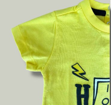 Бебешка тениска CHICCO HipHop в жълто - снимка 2 - Тениски и потници за момче - Yomi.Kids