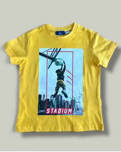 Тениска CHICCO Stadium в жълто - снимка 1- Тениски и потници за момче - Yomi.Kids