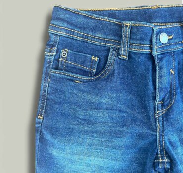 Къс дънков панталон CHICCO в синьо - снимка 2 - Къси панталони за момче - Yomi.Kids