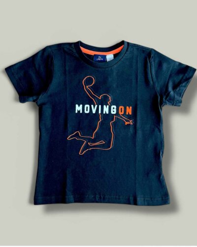 Тениска CHICCO MovingOn в черно - снимка 1 - Тениски и потници за момче - Yomi.Kids